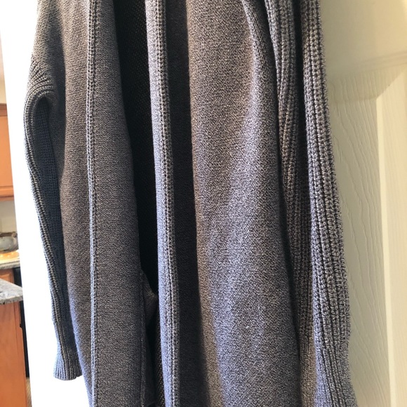 Banana republic cardigan - Picture 4 of 6